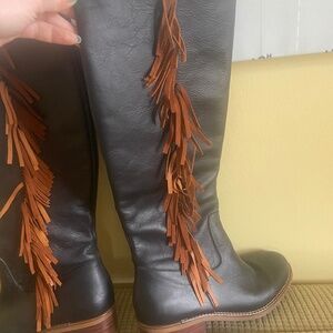 Feather Boots Made in Colombia Stivali